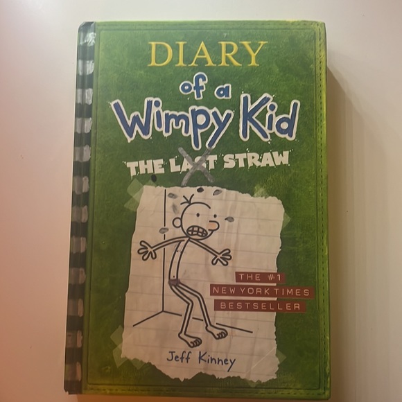 This includes Diary of a Wimpy Kid book 3,4,5,7,8,10,11,13 and the movie diary . - Picture 3 of 11